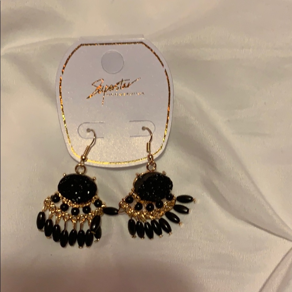 Black Earrings!